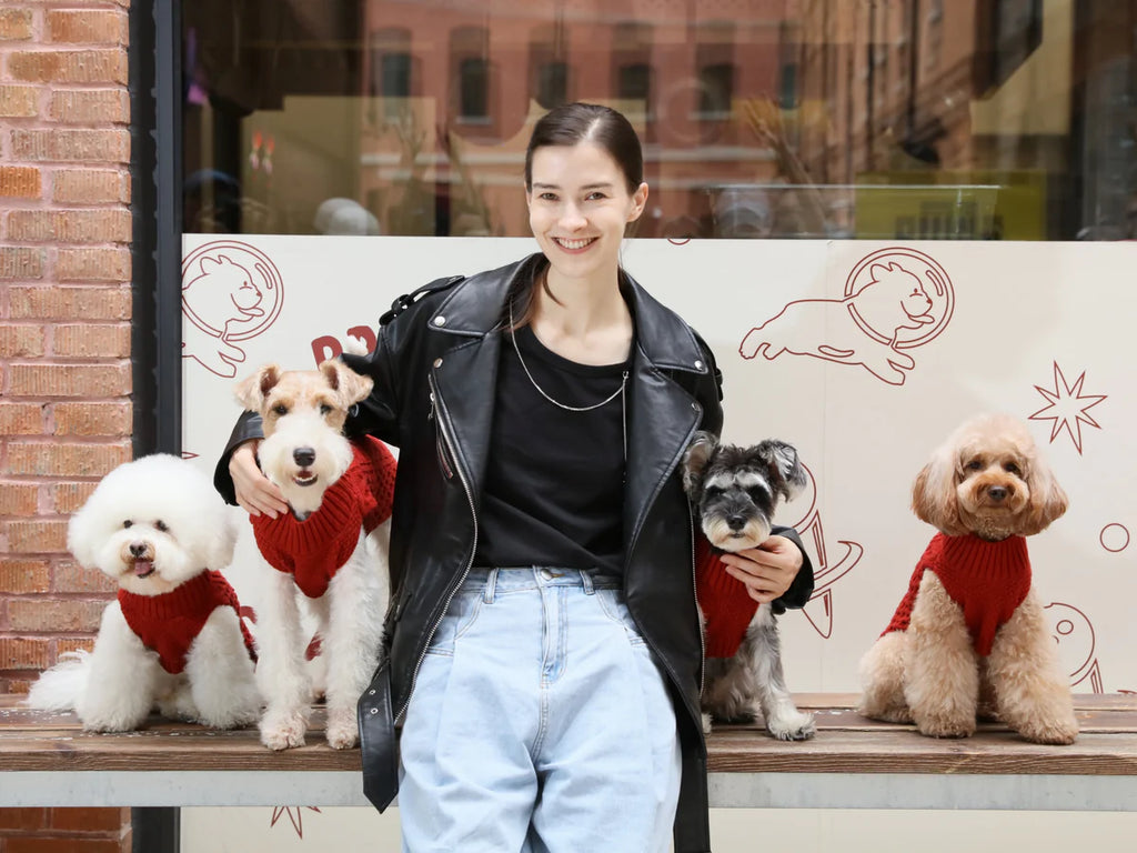 PET SWEATER VEST - RED