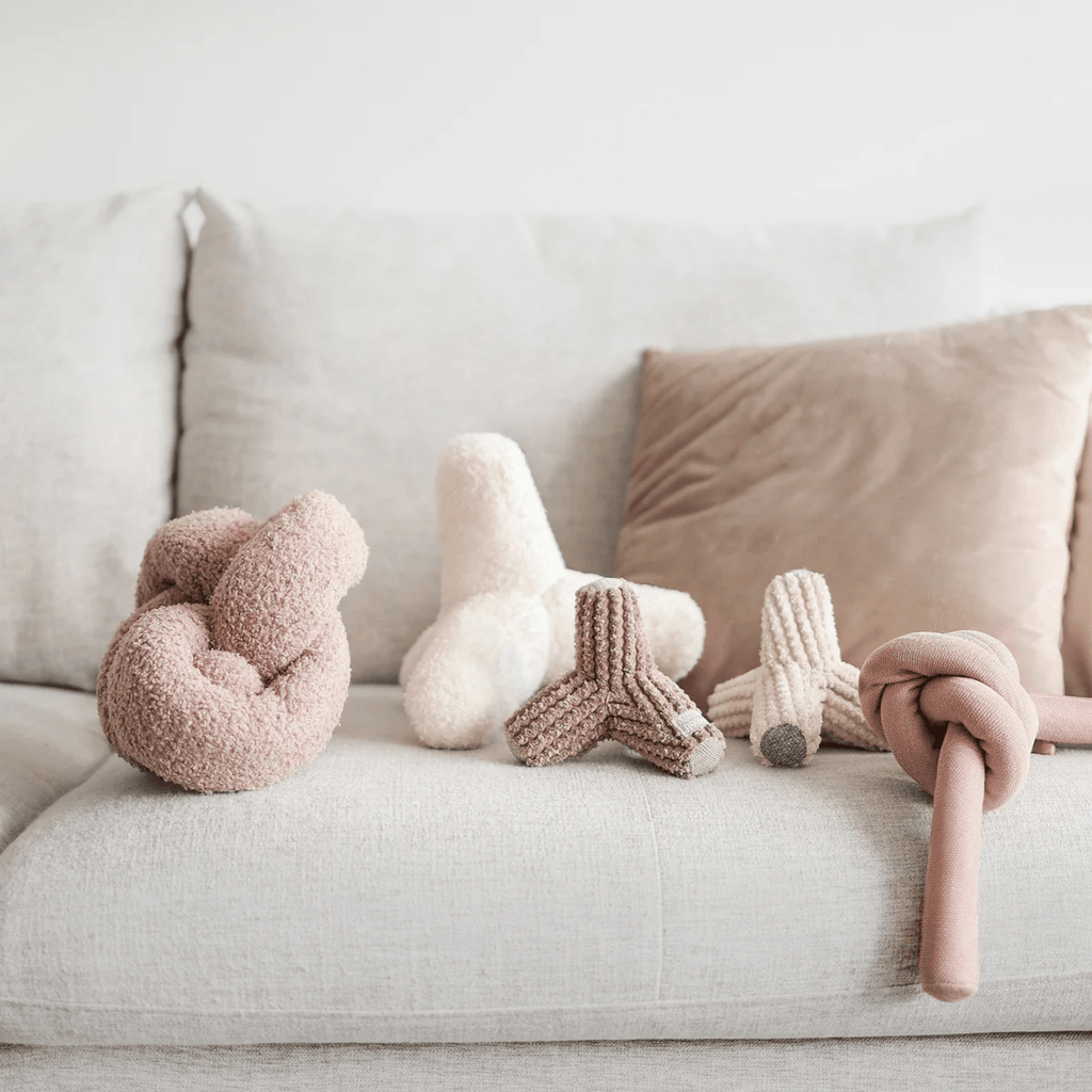 Lambwolf Collective - O NOU MAUVE