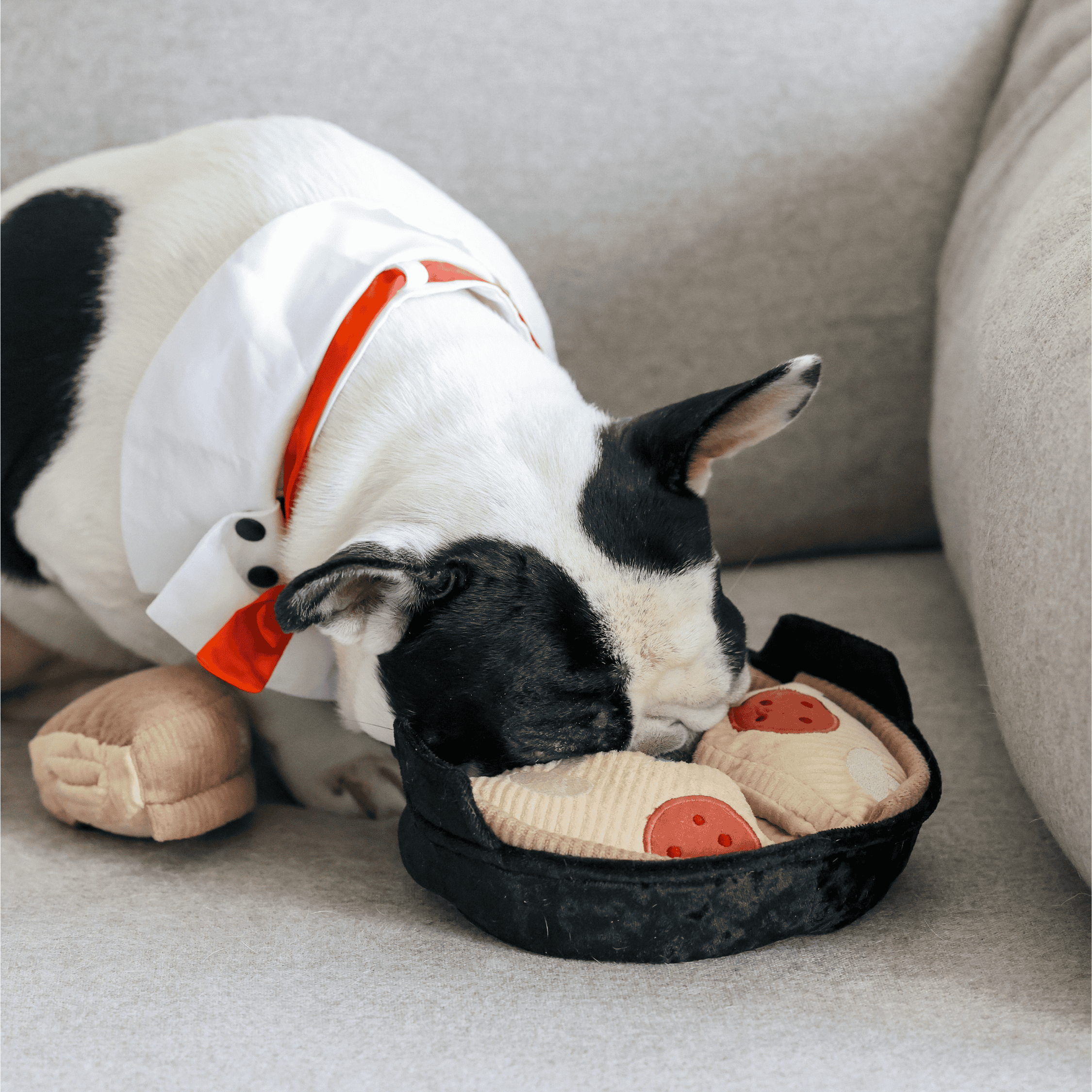 Lambwolf Collective - DEEP DISH PIZZA