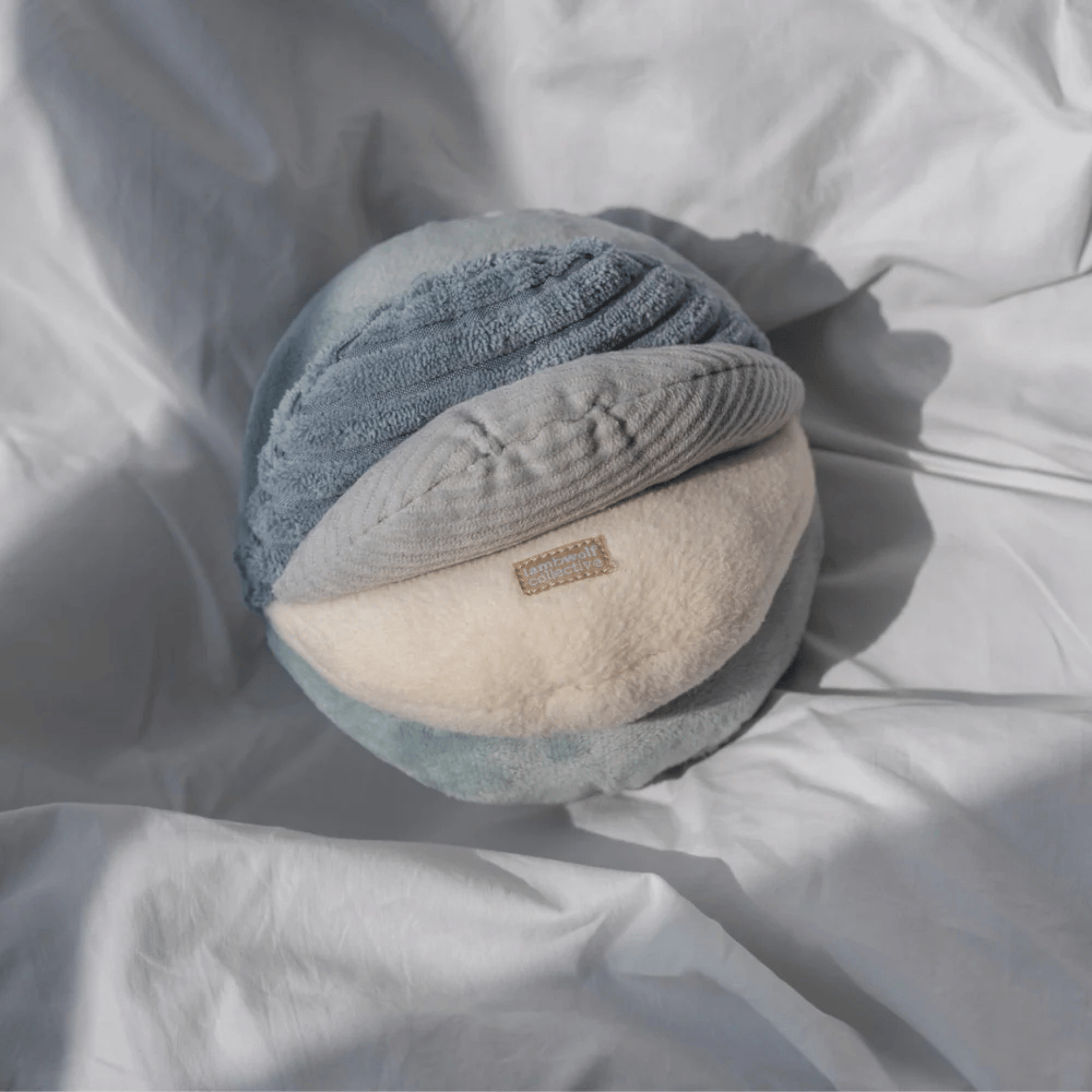 Lambwolf Collective - TOTO MARINE